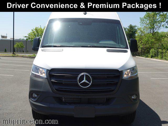 new 2024 Mercedes-Benz Sprinter 2500 car, priced at $69,277