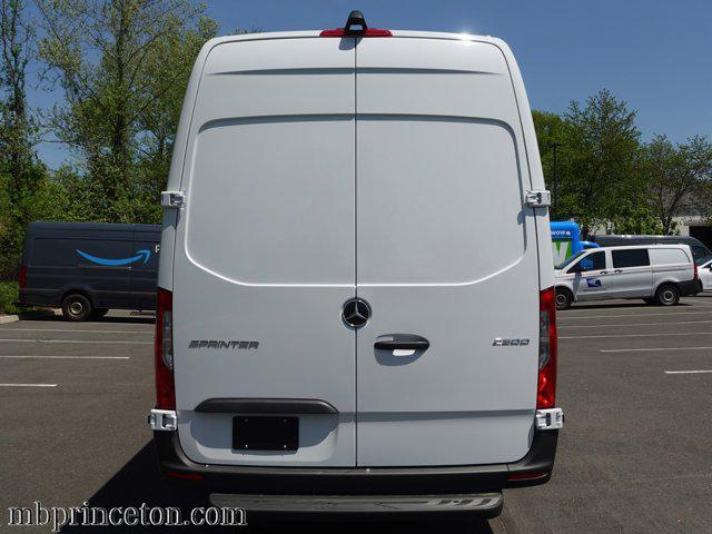 new 2024 Mercedes-Benz Sprinter 2500 car, priced at $69,277