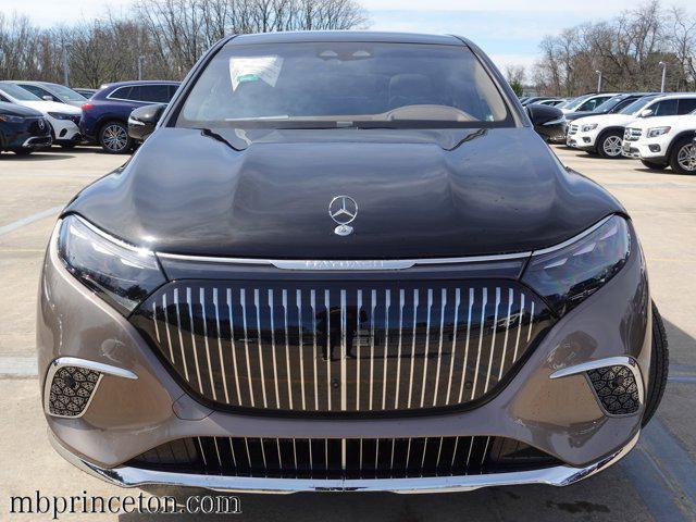 new 2024 Mercedes-Benz Maybach EQS 680 car, priced at $196,050