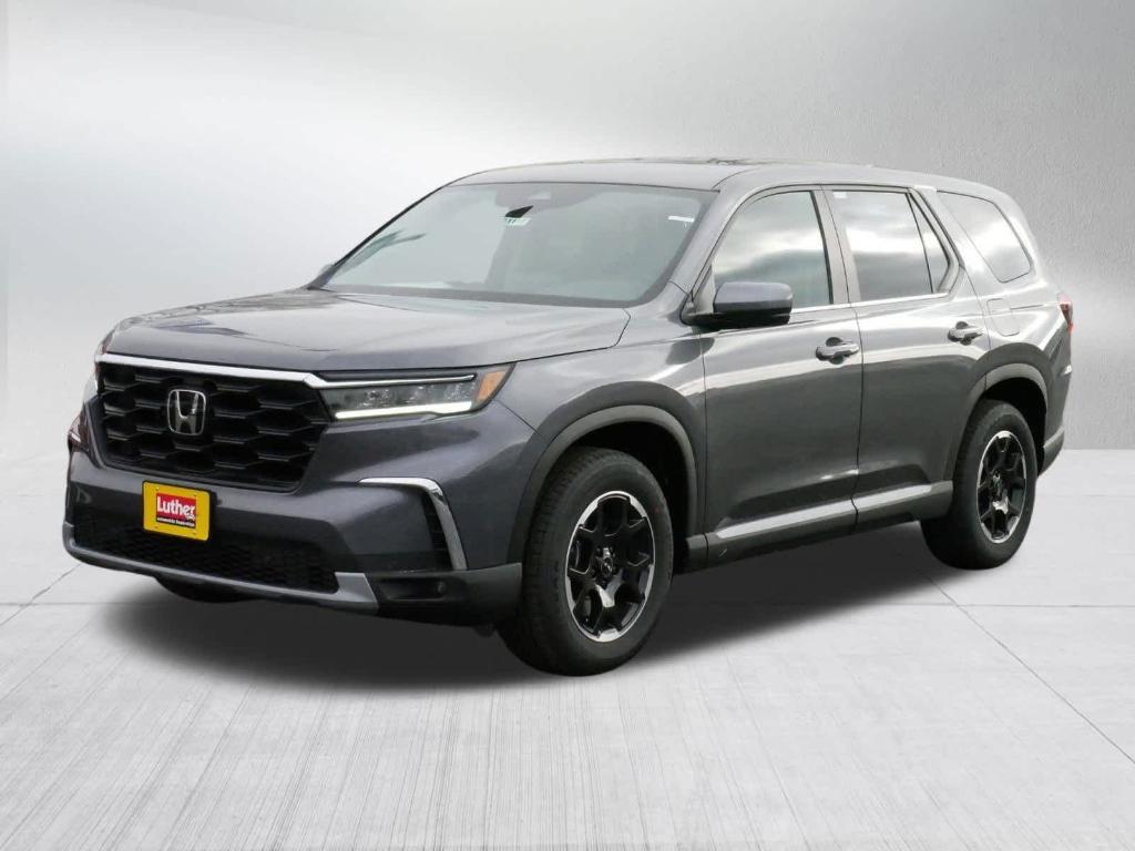 new 2025 Honda Pilot car, priced at $45,593