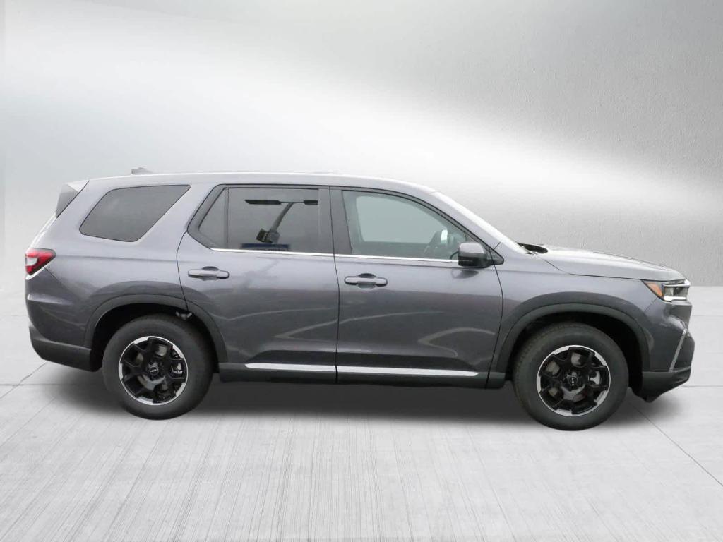 new 2025 Honda Pilot car, priced at $45,593