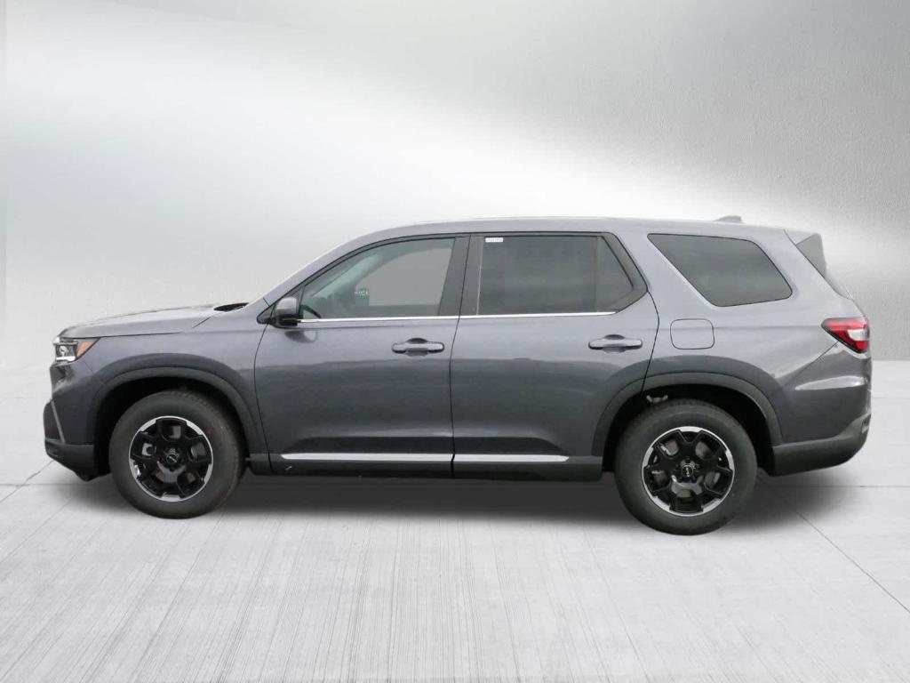 new 2025 Honda Pilot car, priced at $45,593