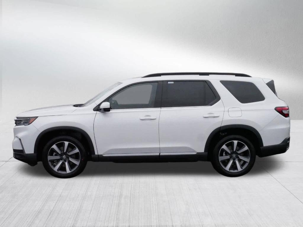 used 2025 Honda Pilot car