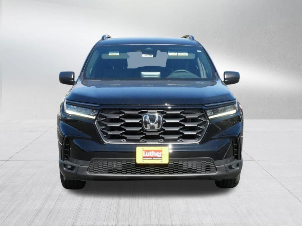 new 2025 Honda Pilot car, priced at $42,190