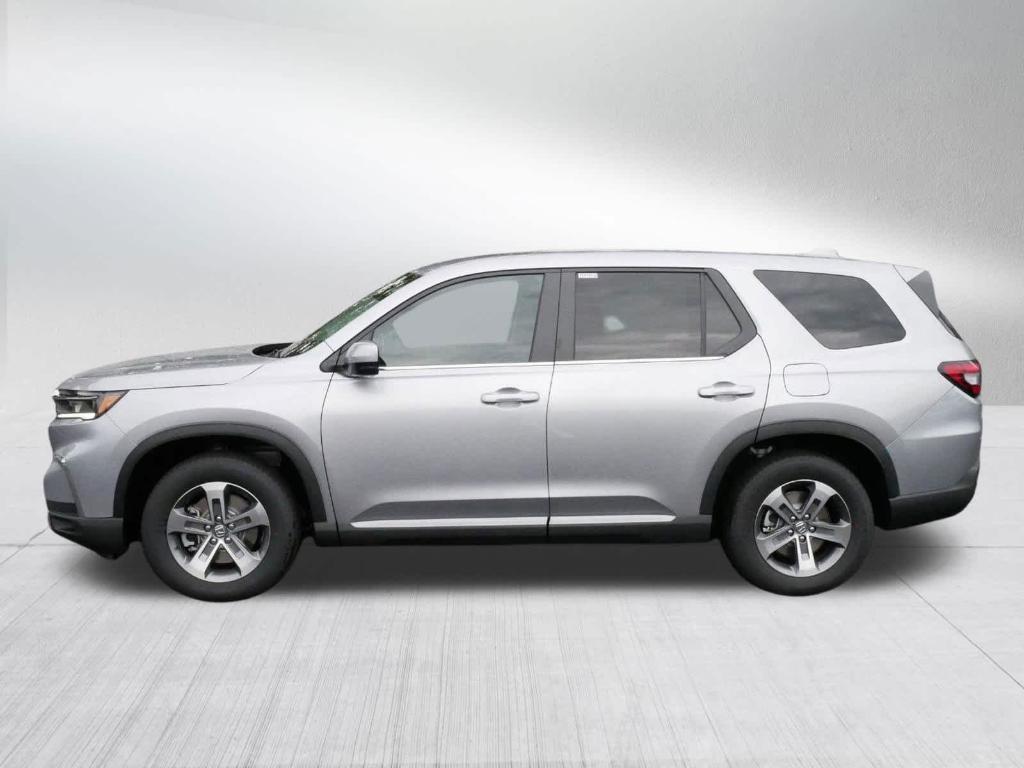 new 2025 Honda Pilot car, priced at $44,220