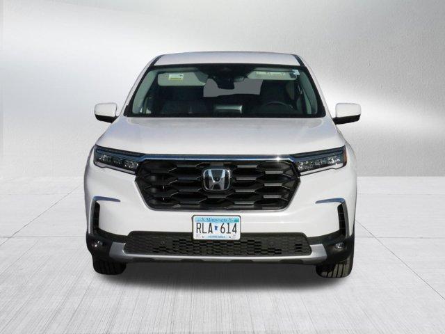 used 2025 Honda Pilot car, priced at $44,495