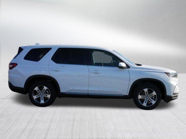 used 2025 Honda Pilot car, priced at $44,495