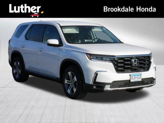 used 2025 Honda Pilot car, priced at $44,495