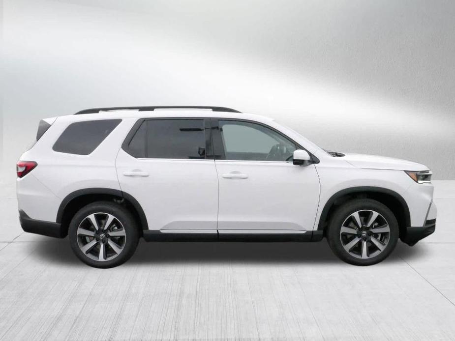 new 2025 Honda Pilot car, priced at $50,639