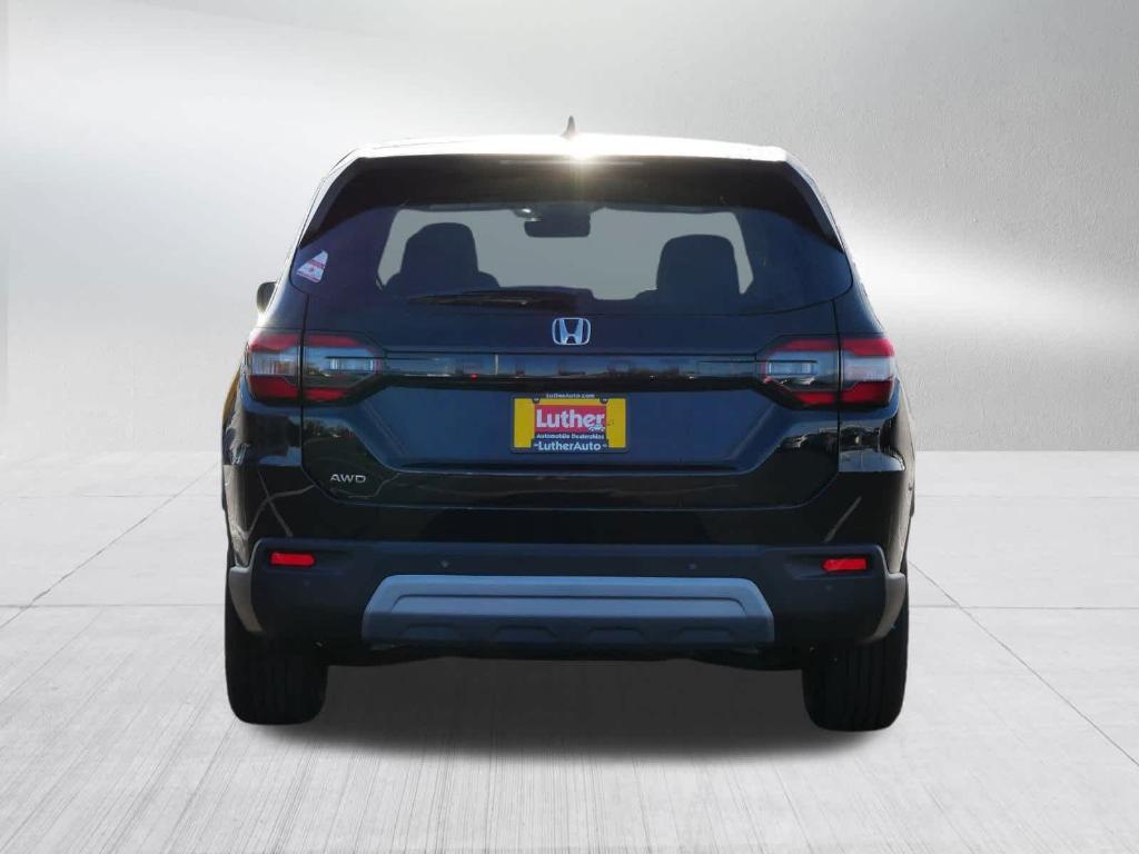 new 2025 Honda Pilot car, priced at $47,190