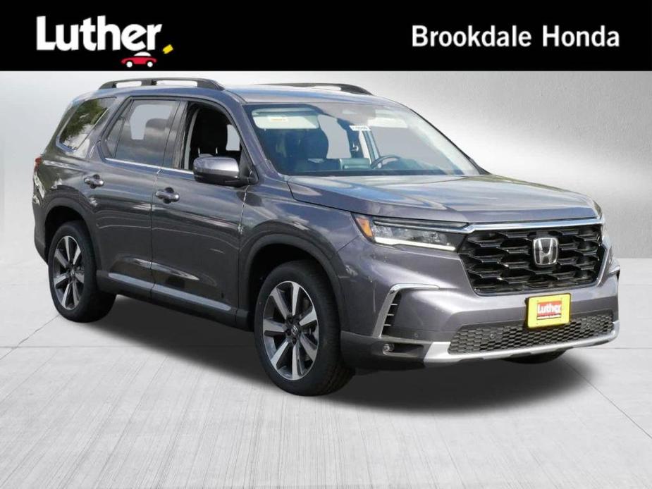 new 2025 Honda Pilot car, priced at $46,924