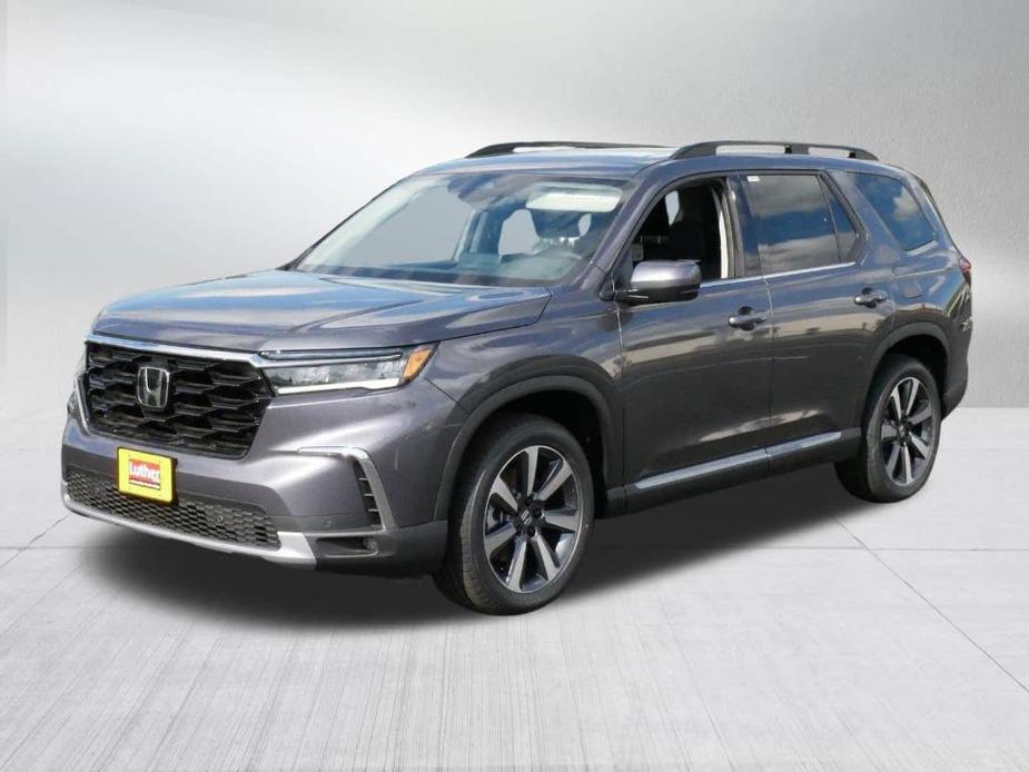 new 2025 Honda Pilot car, priced at $46,634