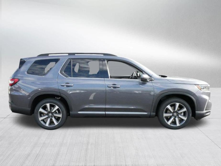 new 2025 Honda Pilot car, priced at $46,634