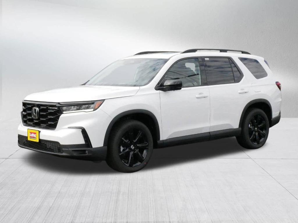 new 2025 Honda Pilot car, priced at $52,495