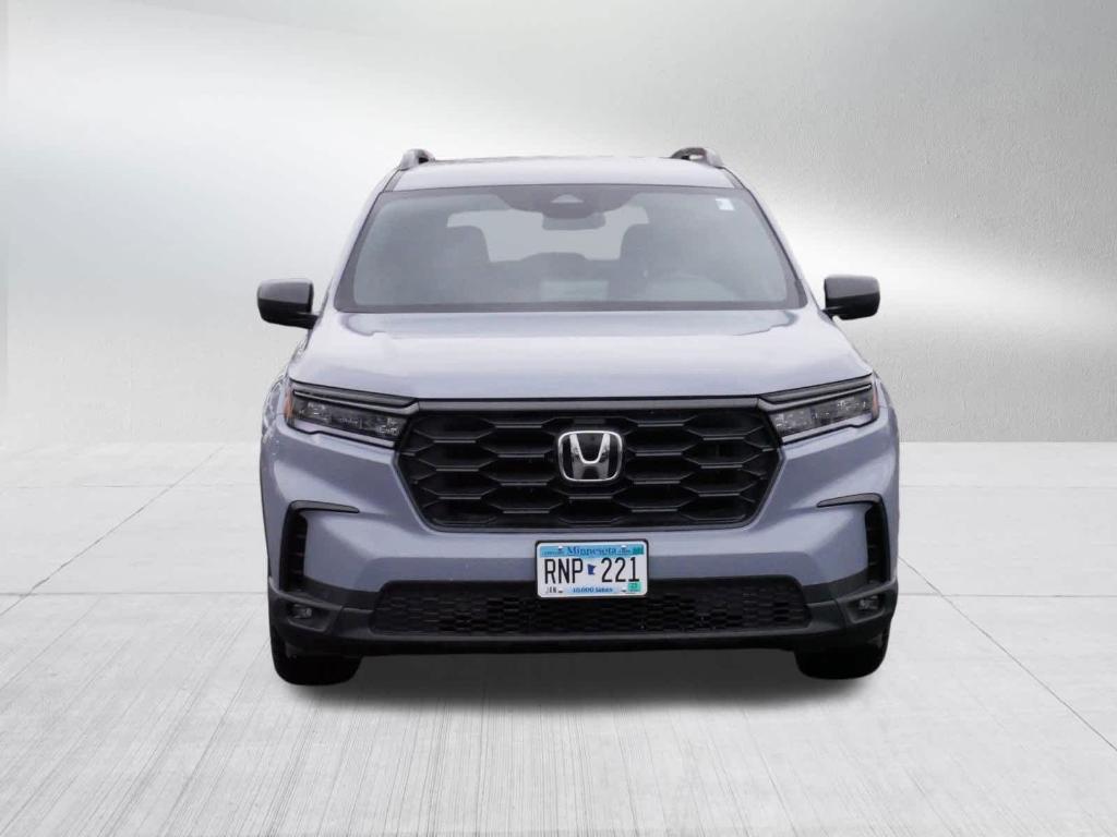 used 2025 Honda Pilot car