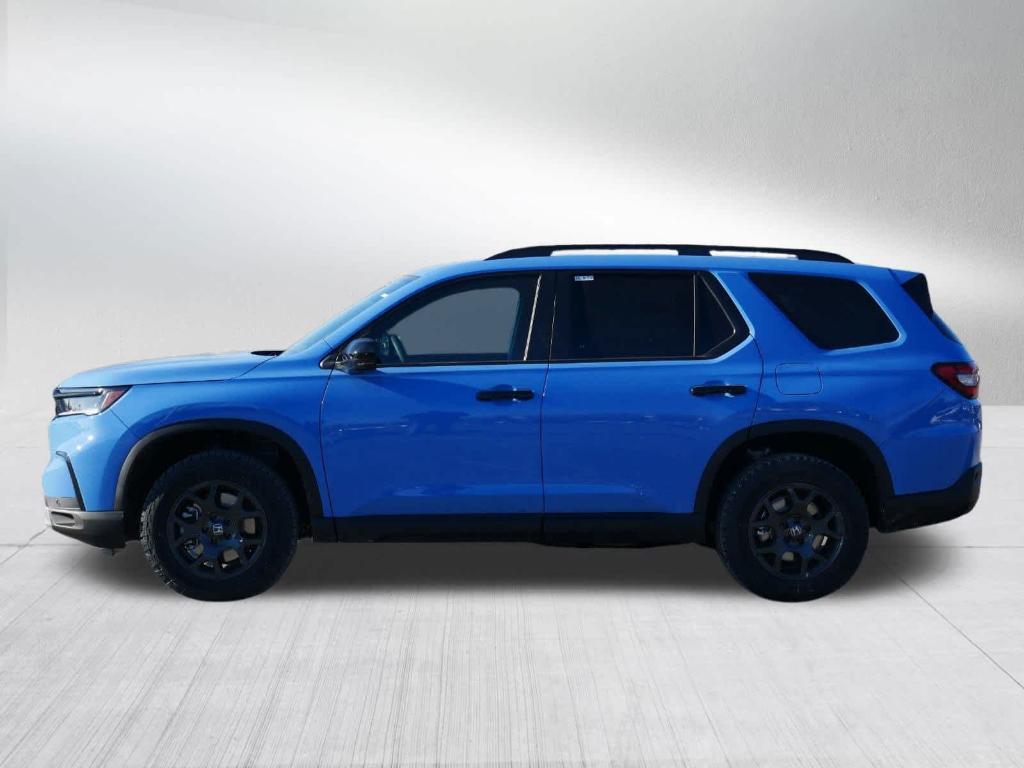 new 2025 Honda Pilot car, priced at $47,671