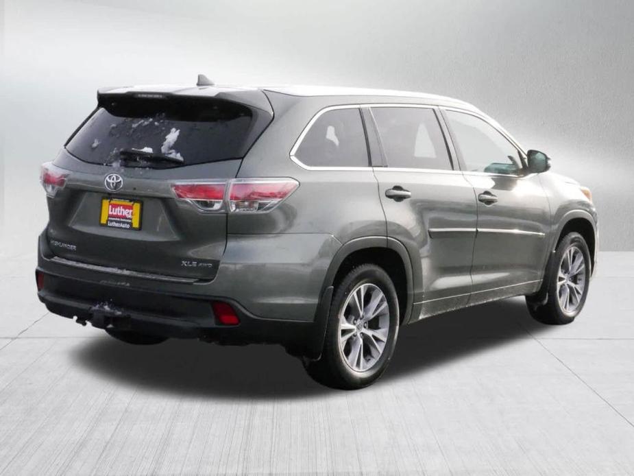 used 2015 Toyota Highlander car, priced at $18,895