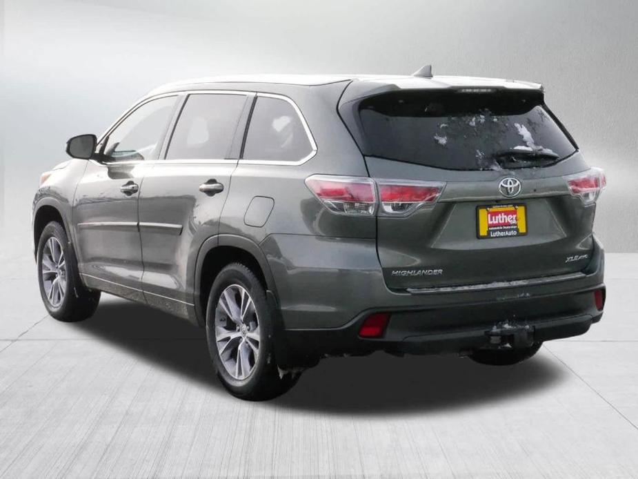 used 2015 Toyota Highlander car, priced at $18,895