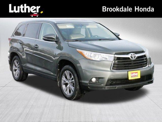 used 2015 Toyota Highlander car, priced at $18,895