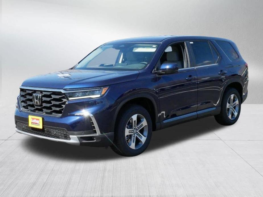 new 2025 Honda Pilot car, priced at $46,995