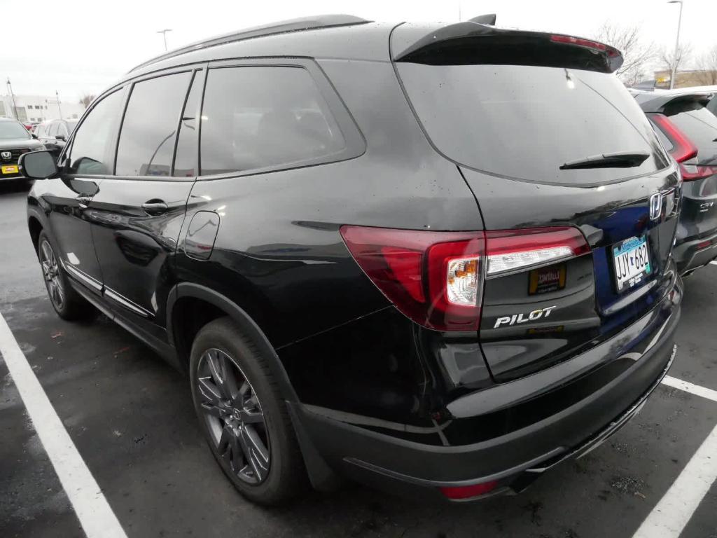 used 2022 Honda Pilot car, priced at $30,295