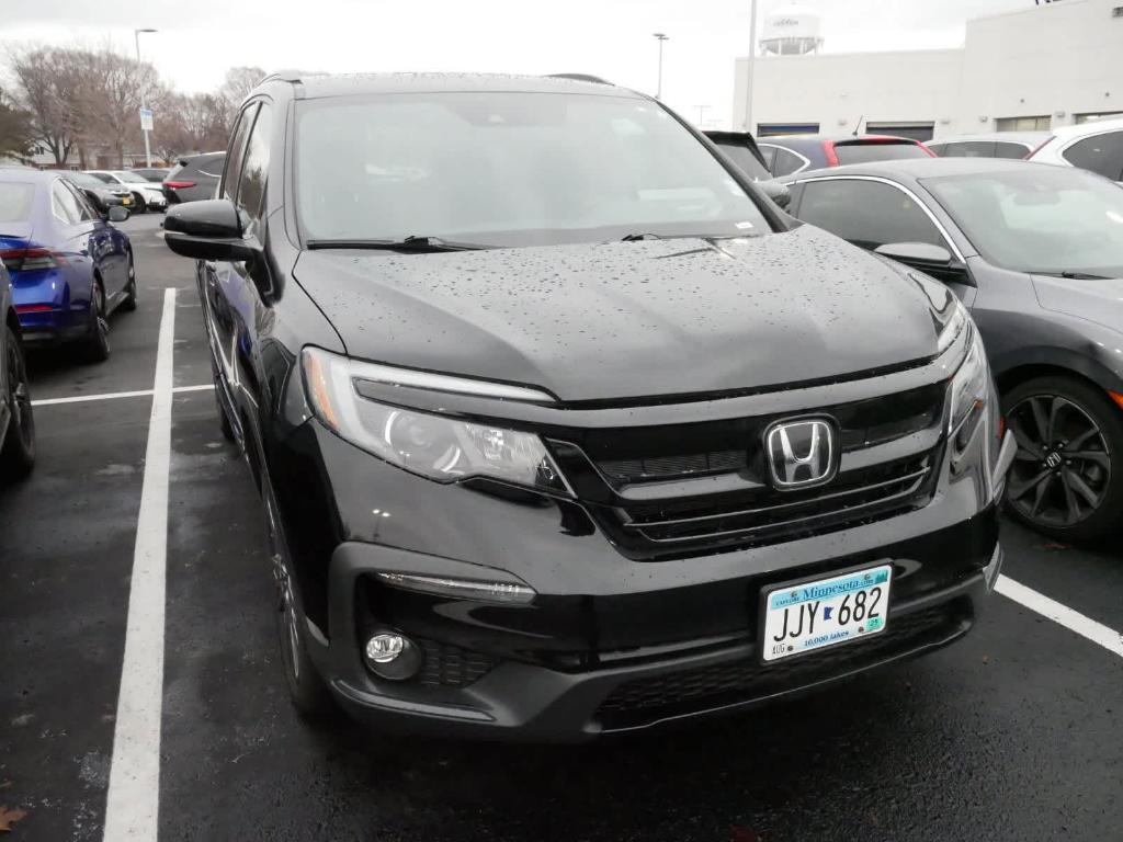 used 2022 Honda Pilot car, priced at $30,295