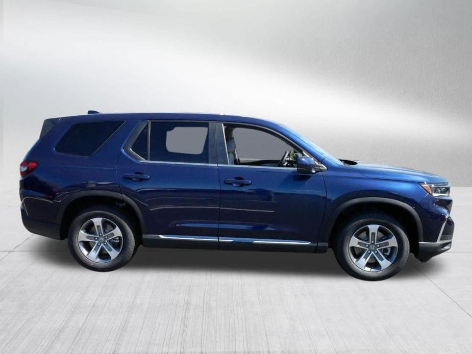 new 2025 Honda Pilot car, priced at $44,141