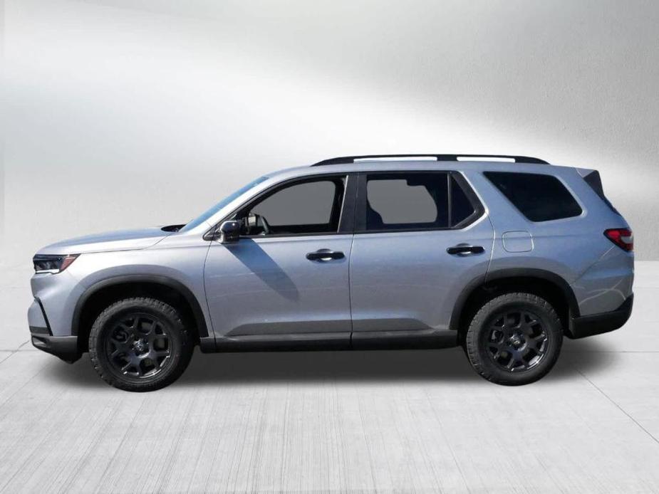 new 2025 Honda Pilot car, priced at $51,493