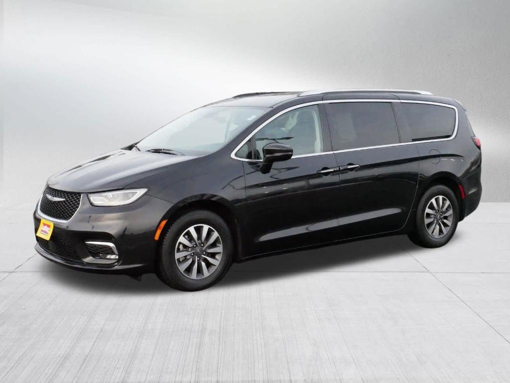 used 2021 Chrysler Pacifica car, priced at $20,795