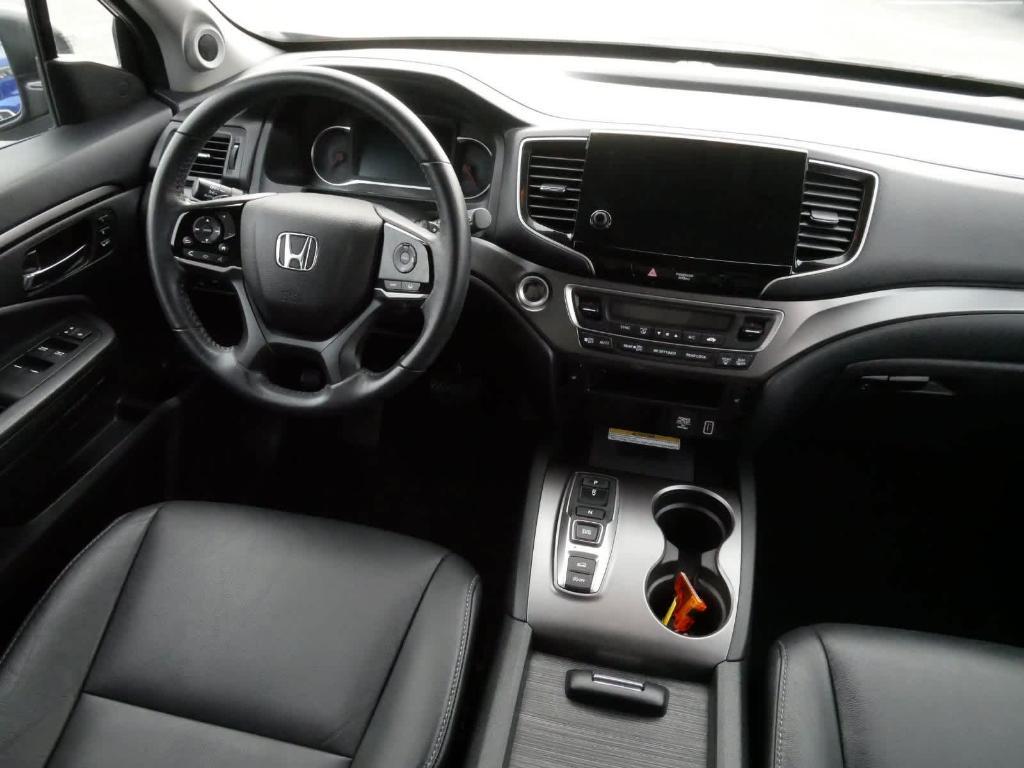 used 2022 Honda Pilot car, priced at $33,895