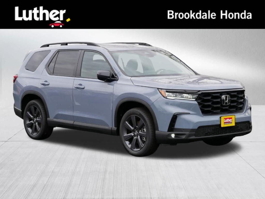 new 2025 Honda Pilot car, priced at $42,401