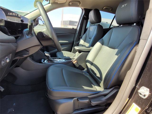 new 2025 Buick Encore GX car, priced at $30,600