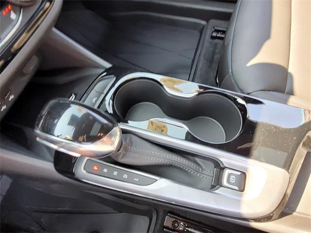 new 2025 Buick Envista car, priced at $30,755