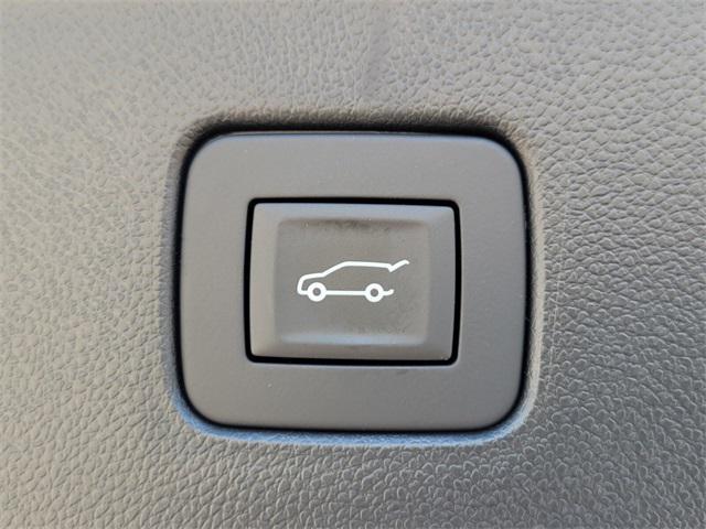 new 2025 Buick Envista car, priced at $30,755