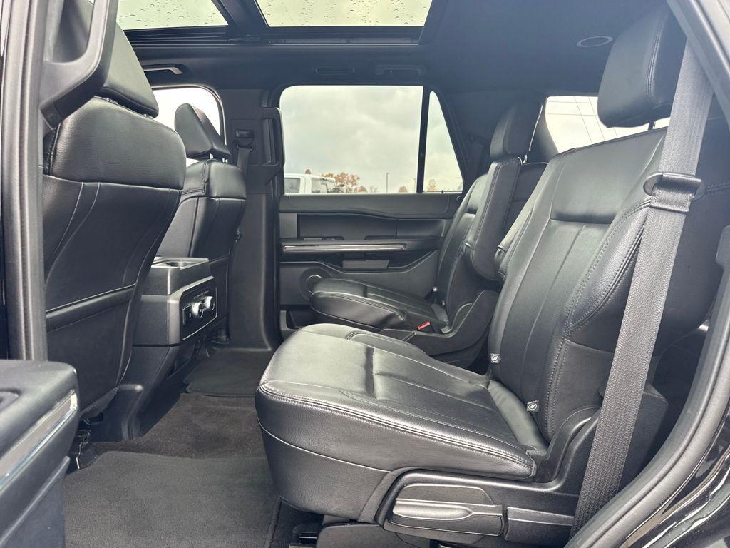 used 2021 Ford Expedition car, priced at $38,997