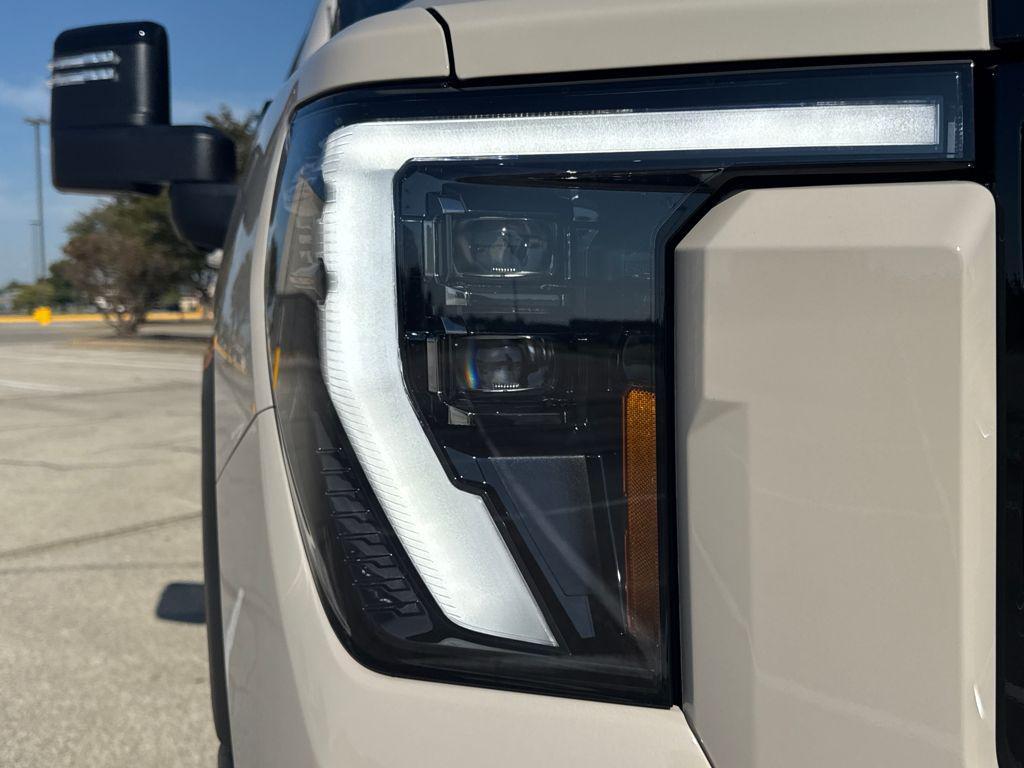 new 2026 GMC Sierra 2500 car, priced at $88,090