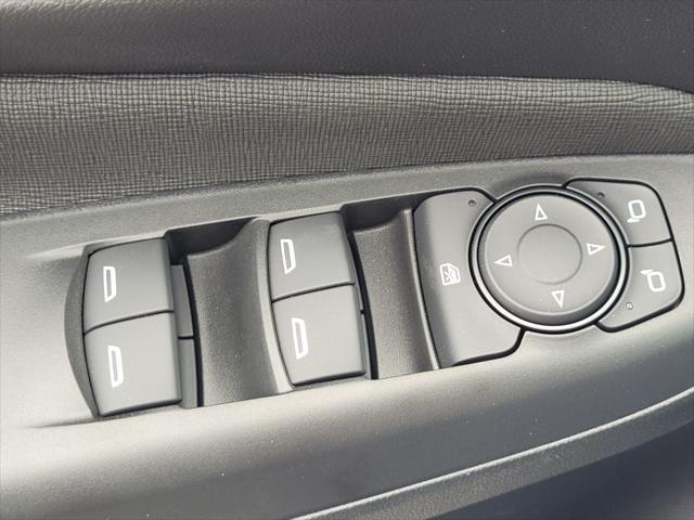 new 2025 Buick Envista car