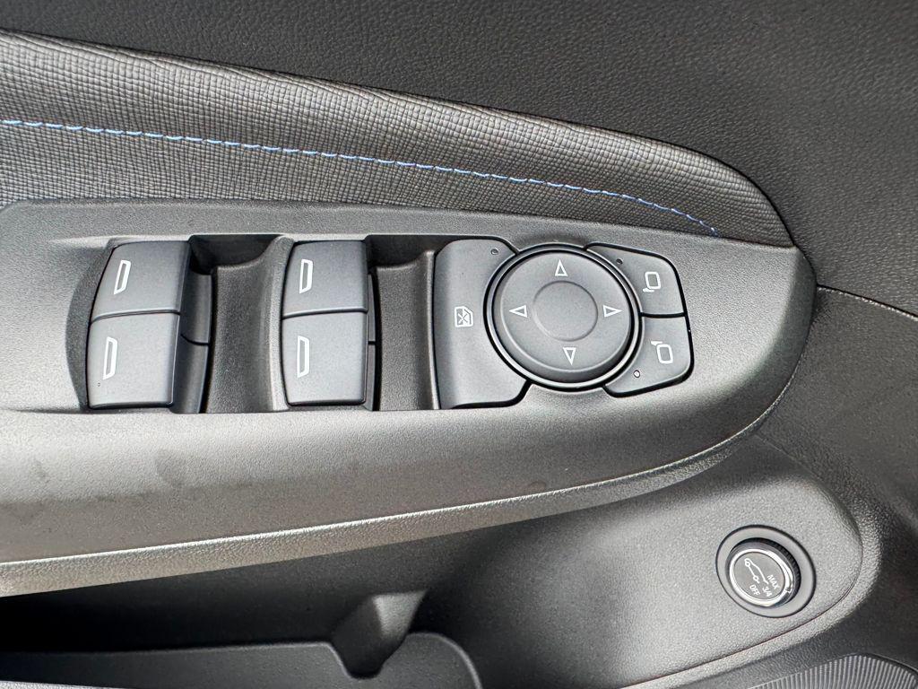 new 2026 Buick Envista car, priced at $29,512