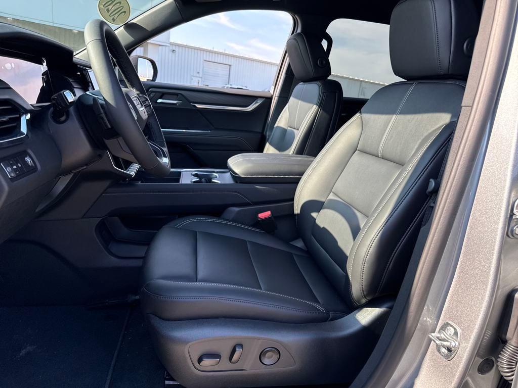 new 2026 GMC Acadia car, priced at $51,080