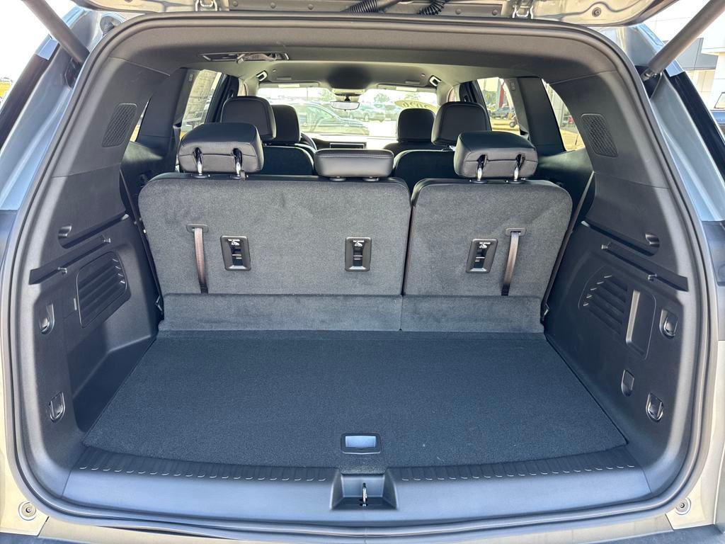 new 2026 GMC Acadia car, priced at $51,080