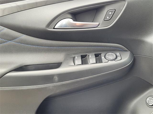 new 2025 Buick Envista car, priced at $30,755