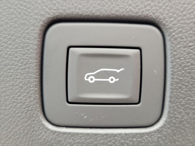 new 2025 Buick Envista car, priced at $30,755