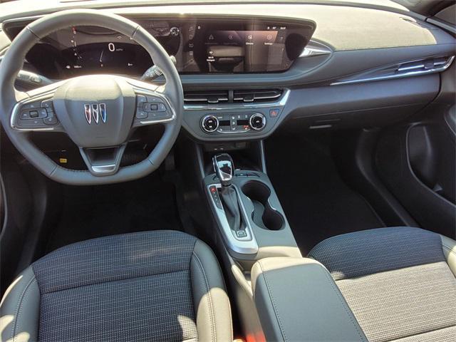 new 2025 Buick Envista car, priced at $27,320