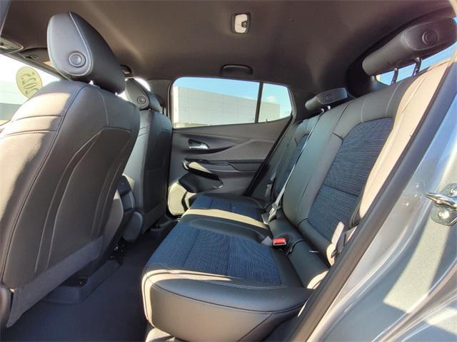 new 2025 Buick Envista car