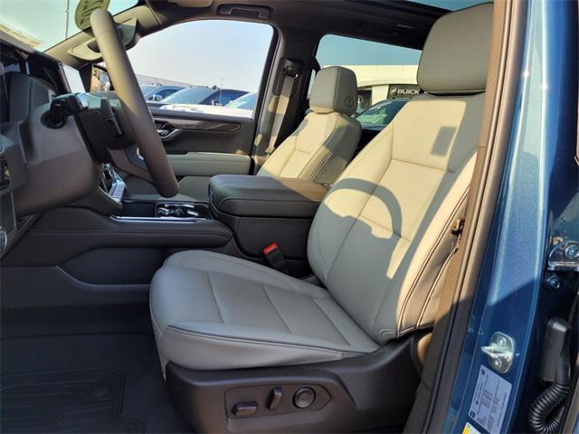 new 2025 GMC Yukon XL car, priced at $78,405
