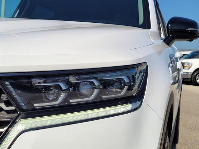 used 2021 Kia Sorento car, priced at $29,497