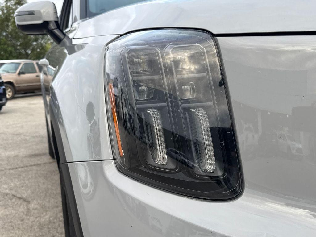used 2024 Kia Telluride car, priced at $42,997