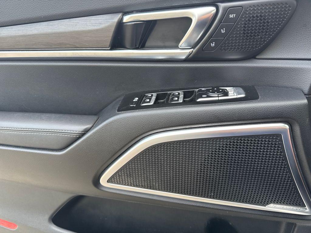 used 2024 Kia Telluride car, priced at $42,997