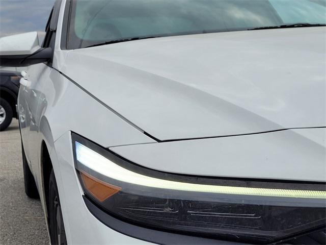 used 2024 Hyundai Elantra car