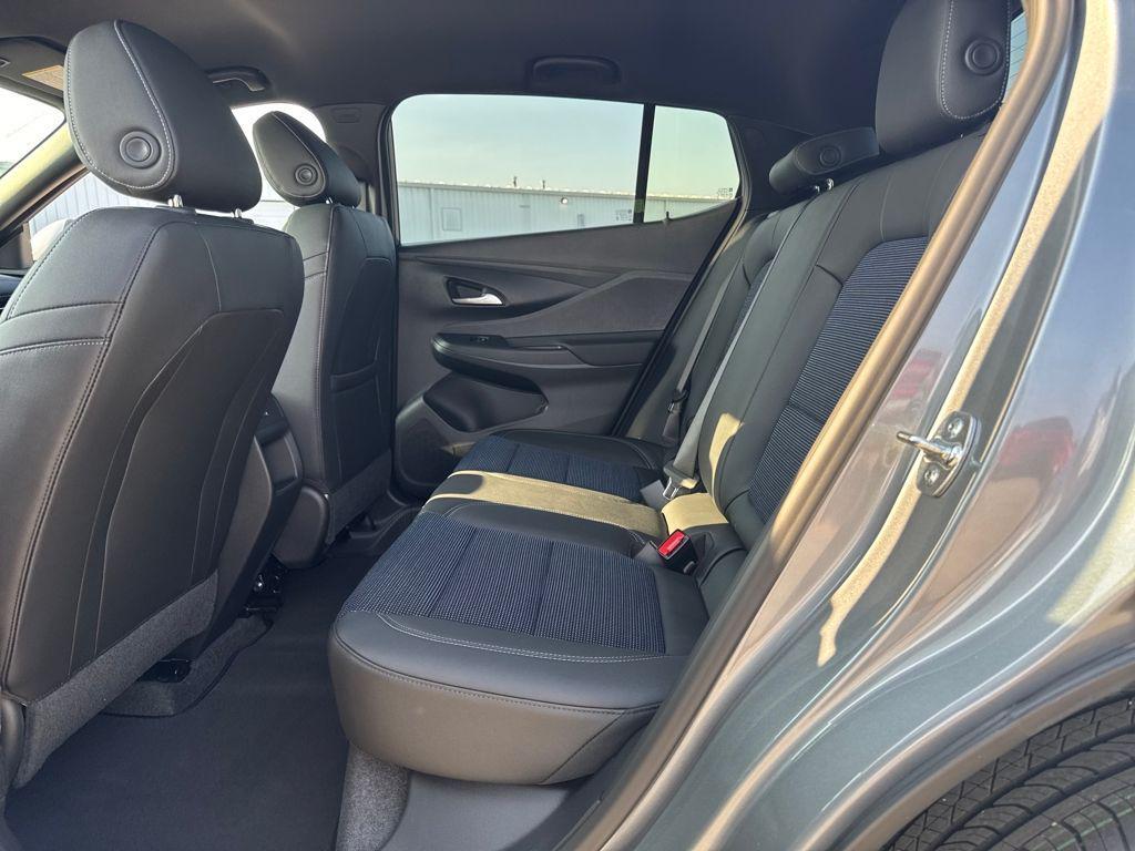 new 2025 Buick Envista car, priced at $26,798